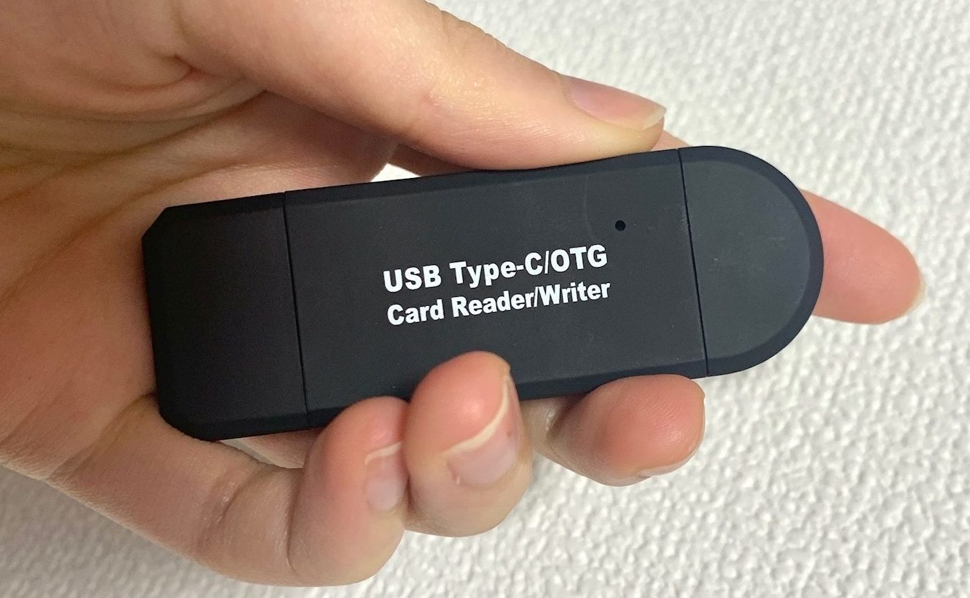 超コンパクトなType-Cで使えるmicroSD/SDカードのおすすめカードリーダー
