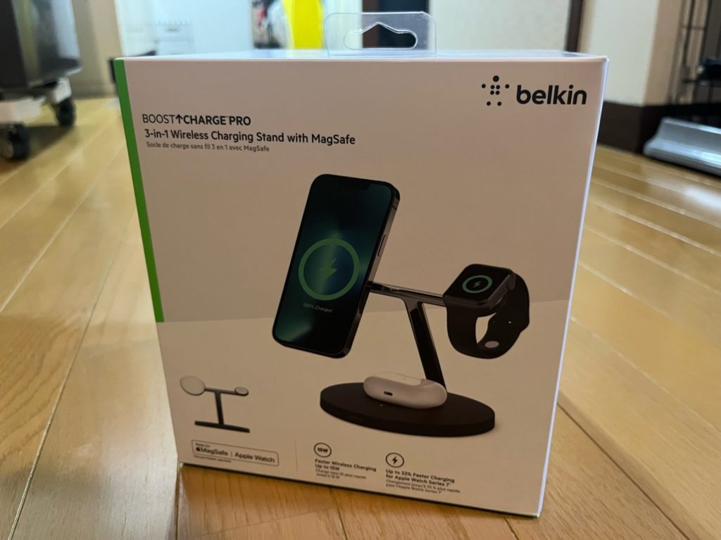 iPhone/Apple Watch/AirPodsの充電スタンド【Belkin】